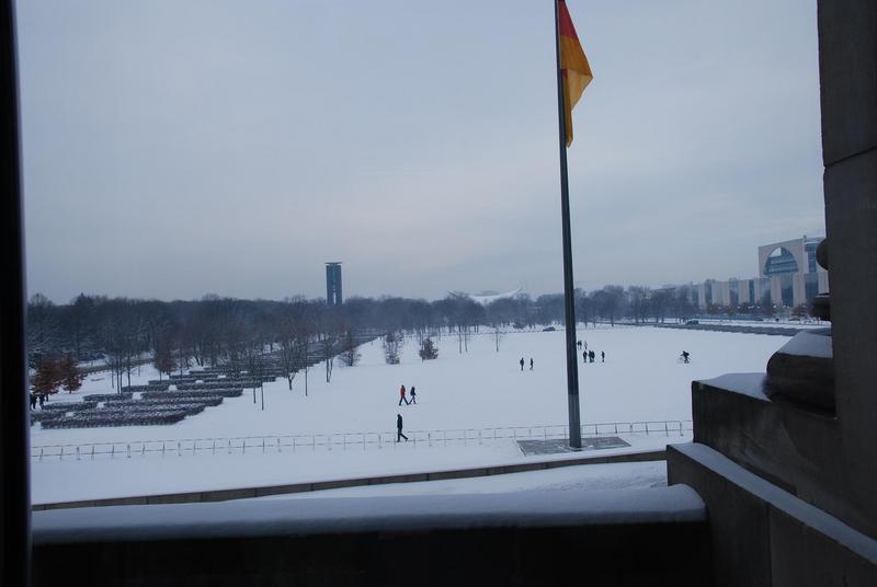 טיגרטן בלבן תצפית מהרייכסטג.jpg