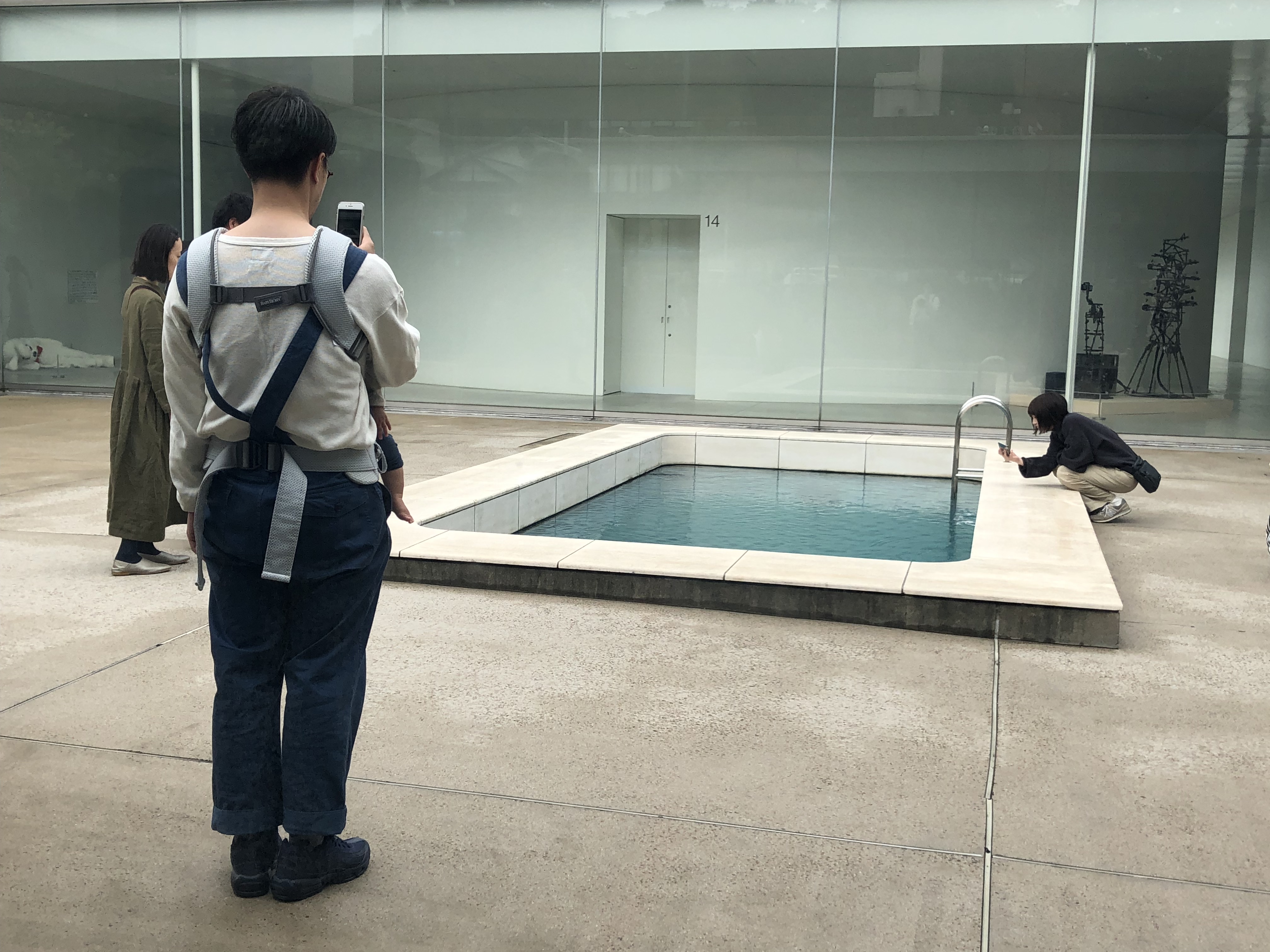 בריכת השחיה