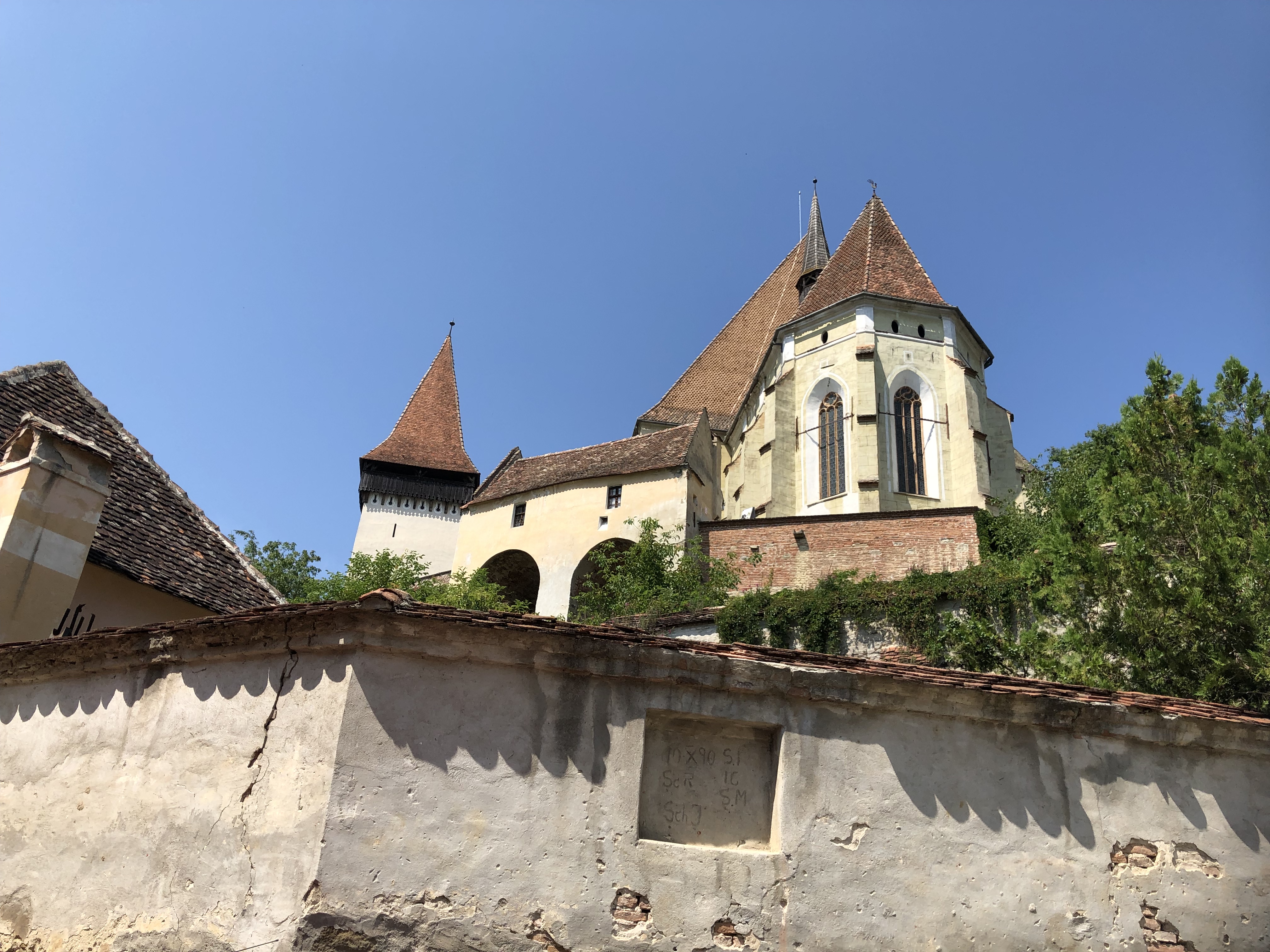 כנסיה בירטאן